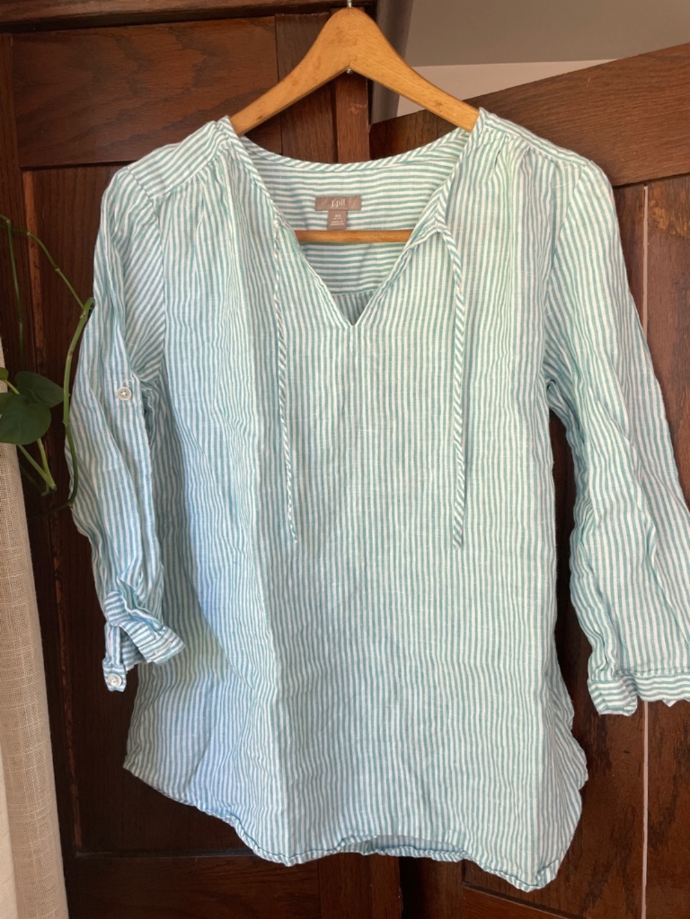 White + Blue Striped Linen V-Neck Tunic Top in Mint White - XS